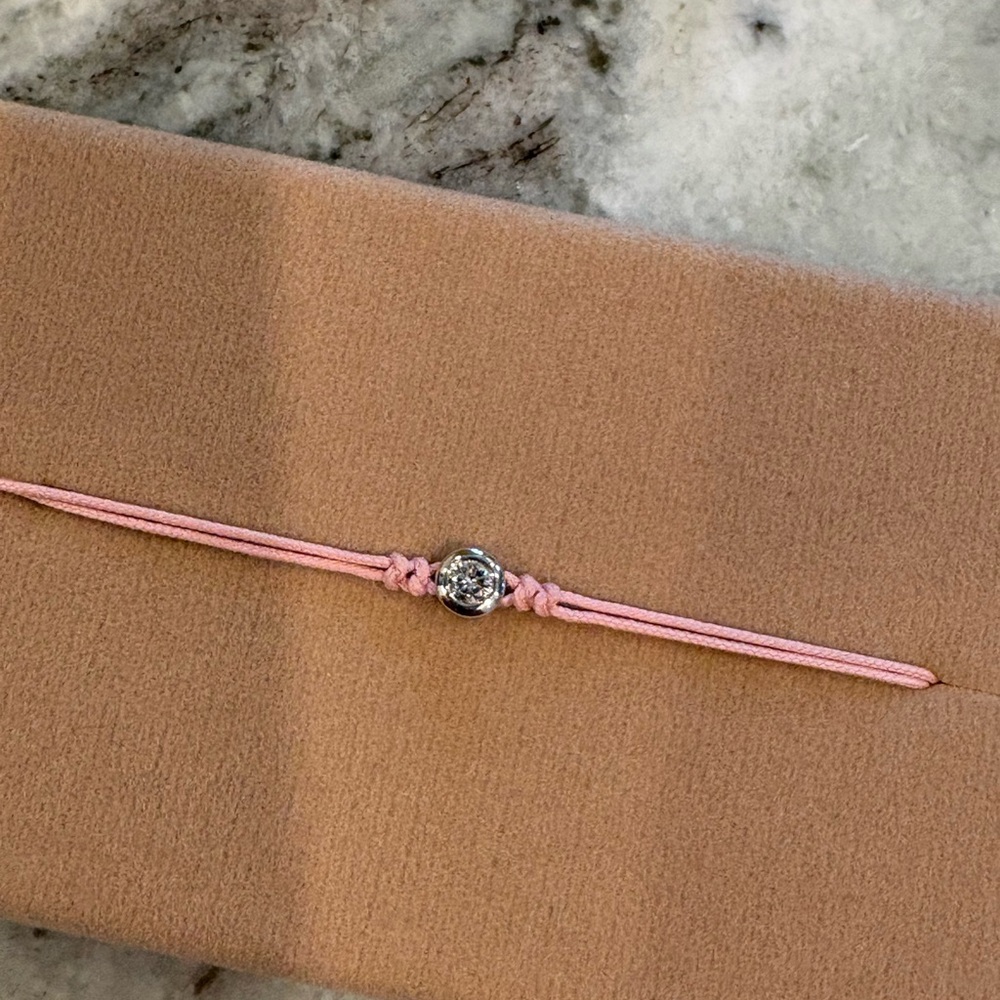 Magal String of Love Diamond Pink Knotted Bracelet New - Picture 4 of 9